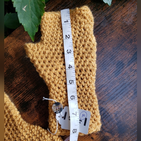 NWT* Handmade Fingerless gloves💜 super soft acrylic yarn, MarpleMade Designs, - Picture 9 of 9